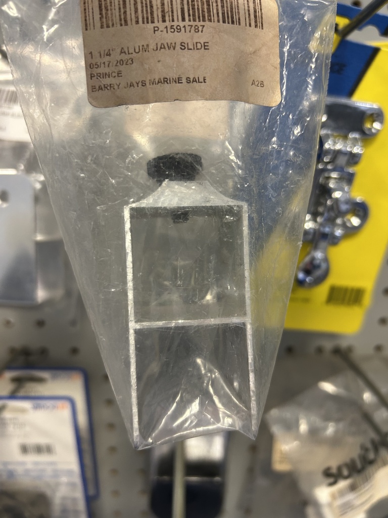 P-1591787 1 1/4'' ALUM JAW SLIDE W/SCREW