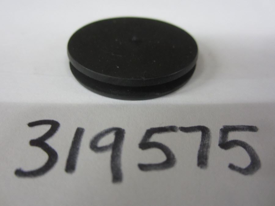 319575 - Lower Motor Cover Grommet (EV-319575)