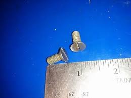 F1831 - Screw, NLA - 10-F1831