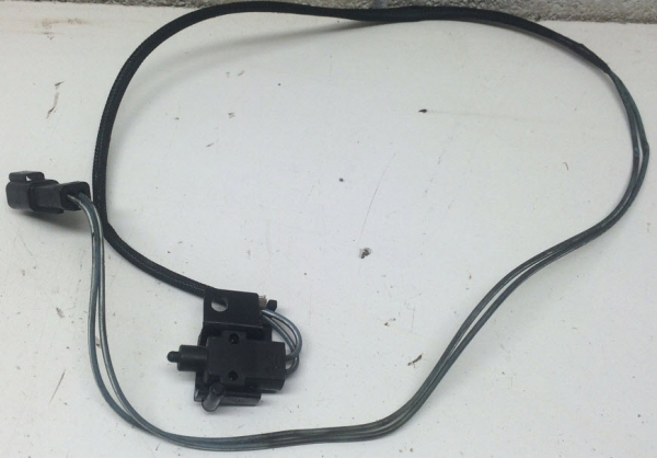 0586437 - Shift Switch & Cable (586437)