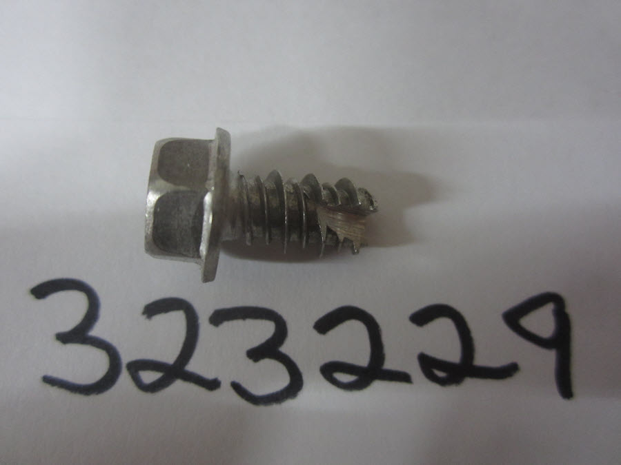 323229 - Screw (EV-323229)