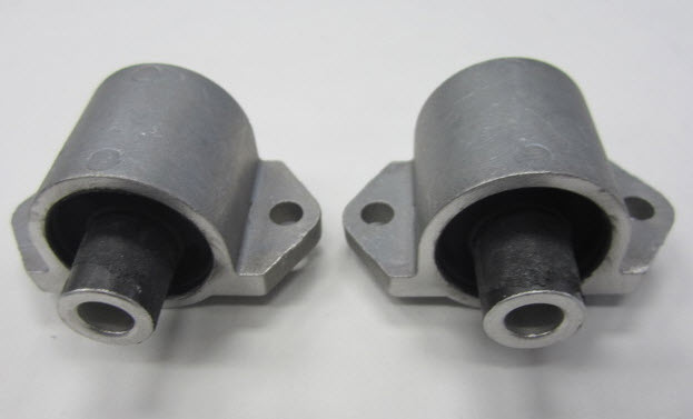 8M0078457 UPPER MOUNT SET